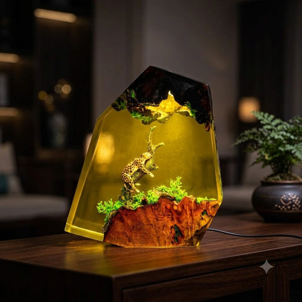 Lampe Léopard sur une Branche